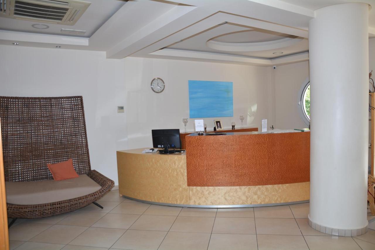 Poseidon Hotel Paralia  Zewnętrze zdjęcie